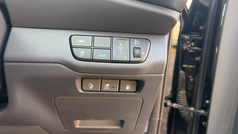 Hyundai IONIQ 1.6 GDi Plug-in Hybrid Premium 5dr DCT Hatchback